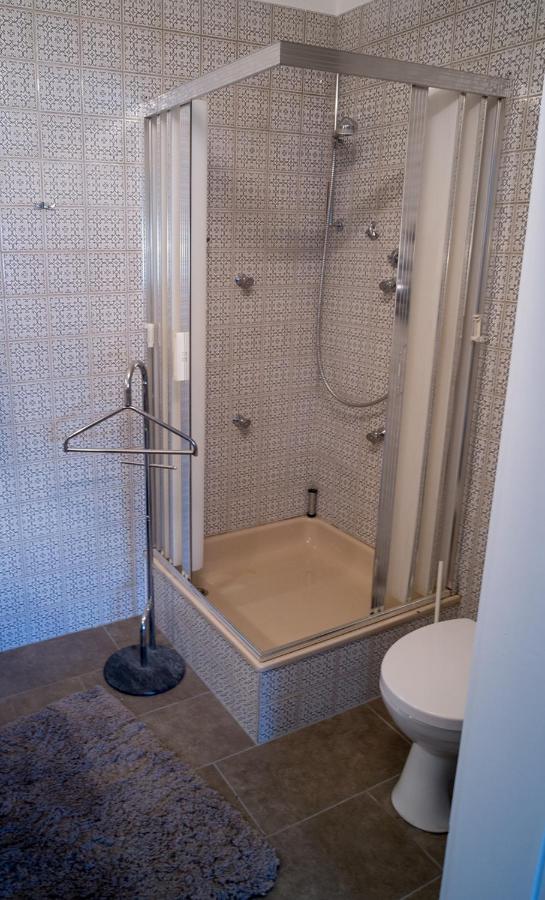 Ferienwohnung Backes Ettringen  Экстерьер фото